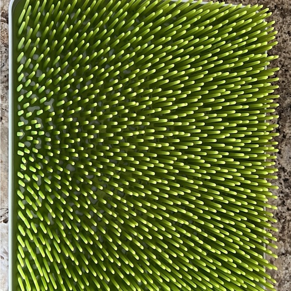 Green Grass Drying Rack - Picture 2 of 2